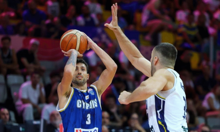 Greece Move to 2–0: Businesslike Win Keeps Group C on Track