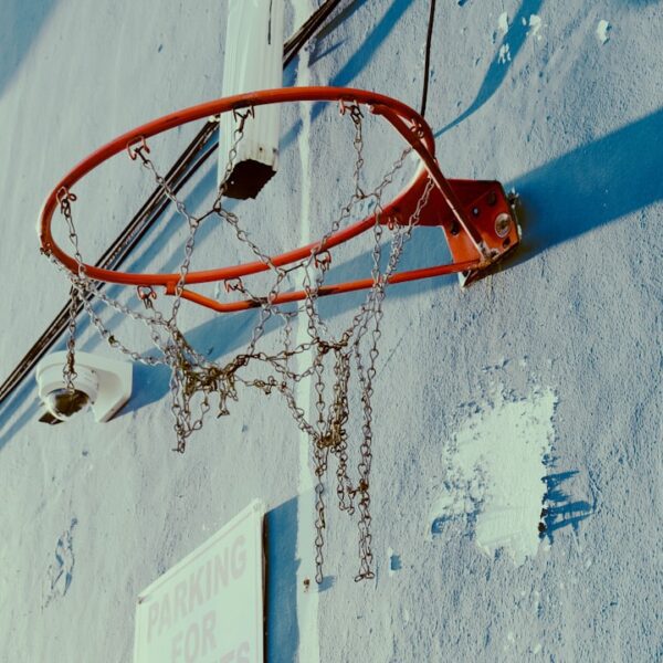 The Rise of a Basketball Icon: Unpacking the Incredible Career of Kevin Durant