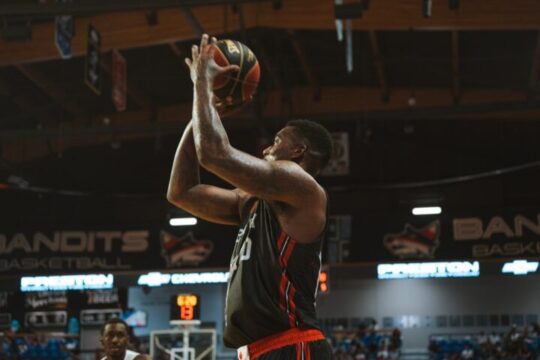 Uncovering the Phenomenal Career of Kevin Durant: A Basketball Icon