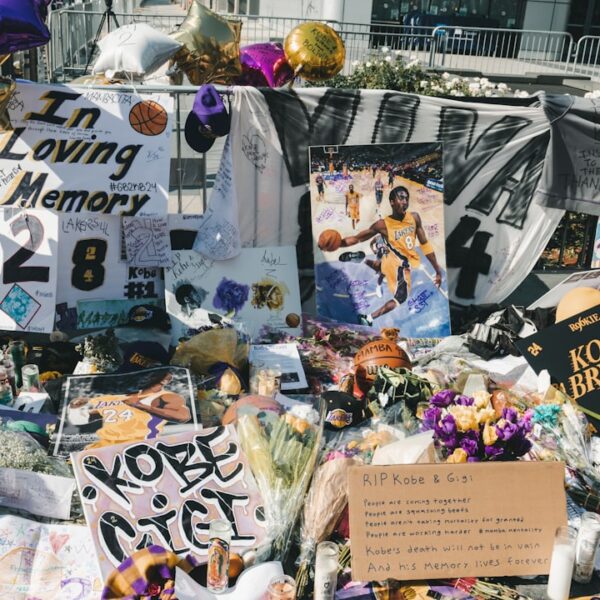 The Legacy of the Los Angeles Lakers: A Journey Through the City of Champions
