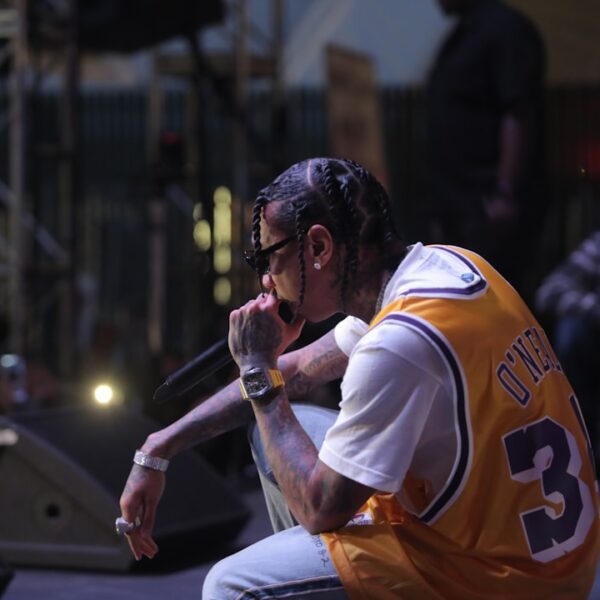 The Purple and Gold Empire: Uncovering the Rich History and Excitement of the Los Angeles Lakers